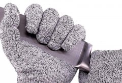 Levels, function and routine maintenance of cut-proof gloves